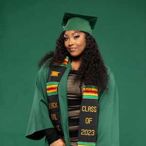 Meet your Posher, Aminata